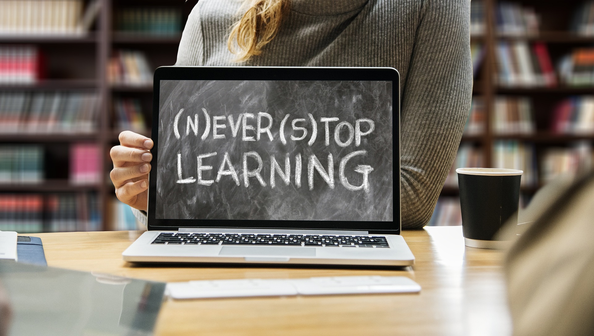 Read more about the article Digital Citizenship Education: An Imperative for the 21st Century